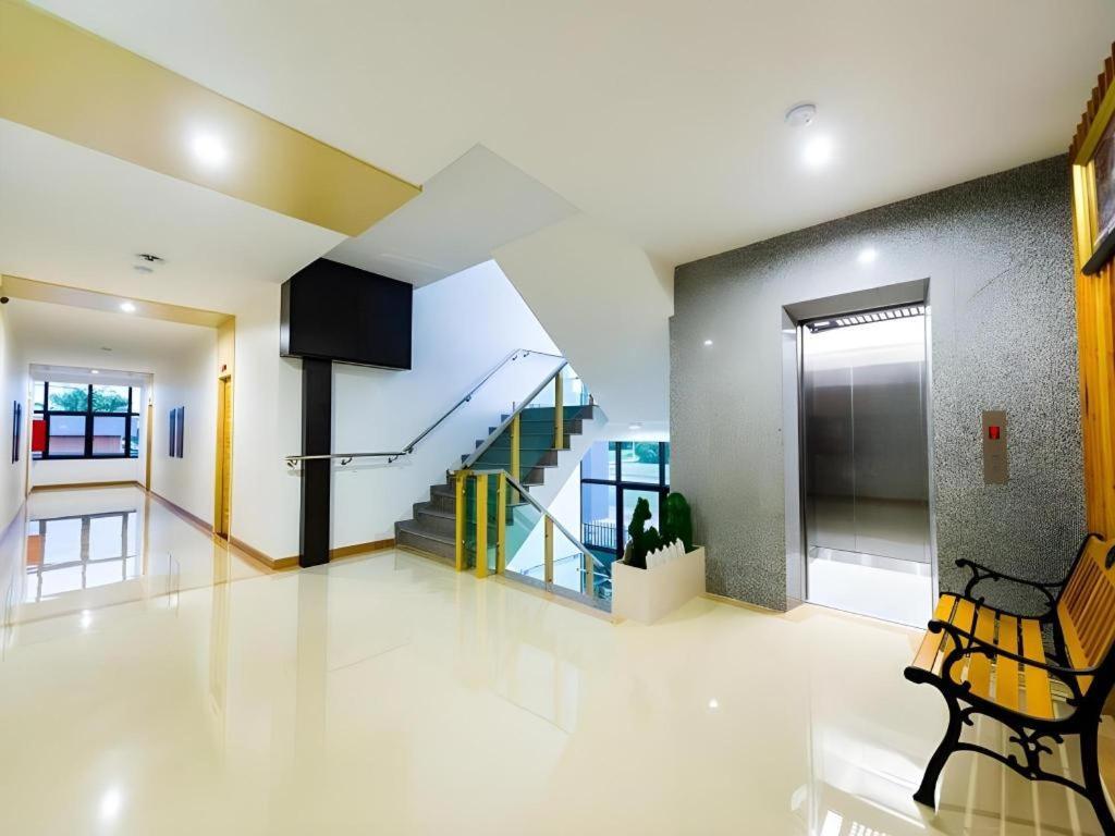 Gt Residence Hotel Buri Ram Eksteriør billede