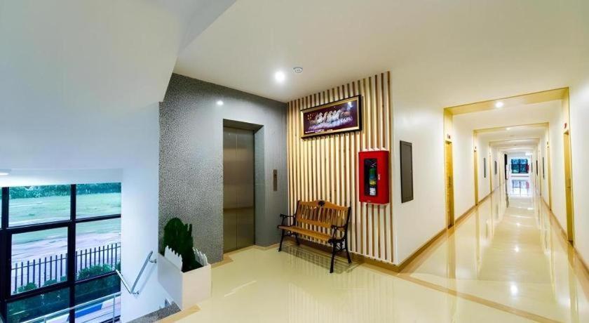 Gt Residence Hotel Buri Ram Eksteriør billede